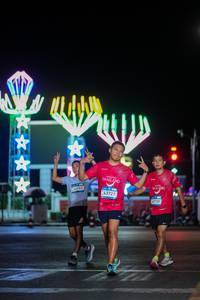 BIB: 
                            <button type="button" onclick="openModal(24296447)" class="btn btn-primary btn-sm float-right btn-popup" data-toggle="modal" data-target=".modal-high-quality">
                        <i class="fas fa-shopping-cart"></i> Add to Cart
                    </button>
                                            <button type="button" onclick="isThisMe(24296447, true)" class="btn btn-success btn-sm float-right btn-popup btn-isme hidden" data-toggle="tooltip" data-placement="bottom" title="นี่คือรูปของคุณใช่ไหม คลิกที่นี่เพื่อเอาเข้าอัลบั้ม">
                        <i class="fas fa-plus"></i> Add to album
                    </button>
                    <button type="button" onclick="isThisMe(24296447, false)" class="btn btn-warning btn-sm float-right btn-popup btn-isnotme hidden">
                        <i class="fas fa-ban"></i> Remove from album
                    </button>